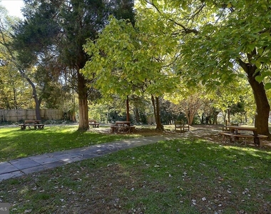 6403 W Halbert Road - Photo Thumbnail 24