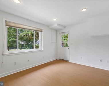 6403 W Halbert Road - Photo Thumbnail 13