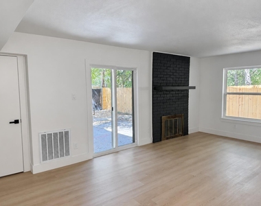 2904 Sweeney Ln - Photo Thumbnail 7