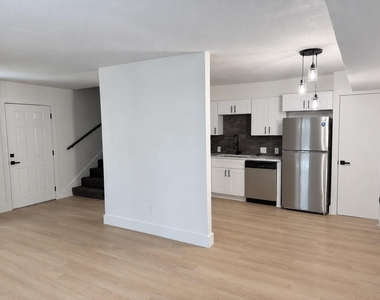 2904 Sweeney Ln - Photo Thumbnail 5