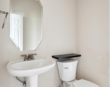4517 Heritage Well Ln - Photo Thumbnail 8