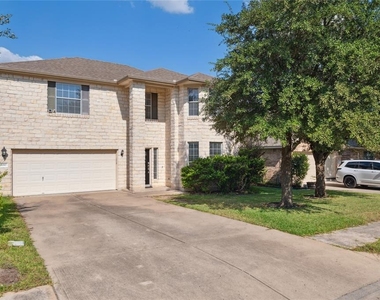 4517 Heritage Well Ln - Photo Thumbnail 1