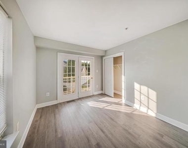 13043 Clarksburg Square Road - Photo Thumbnail 19