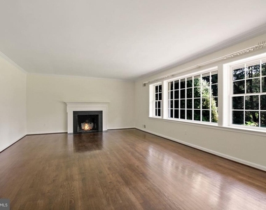 11009 Cripplegate Road - Photo Thumbnail 4