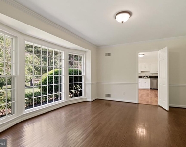 11009 Cripplegate Road - Photo Thumbnail 11