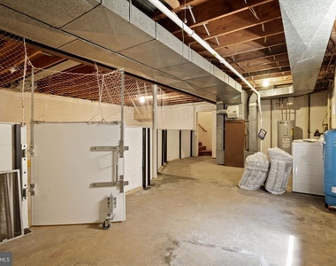 11009 Cripplegate Road - Photo Thumbnail 24