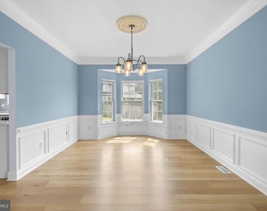 13111 Venetian Road - Photo Thumbnail 6