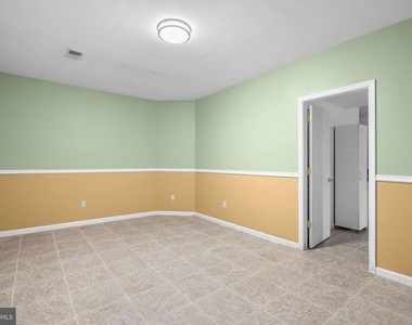 13111 Venetian Road - Photo Thumbnail 49