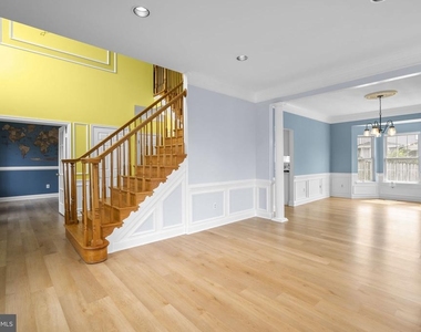13111 Venetian Road - Photo Thumbnail 2