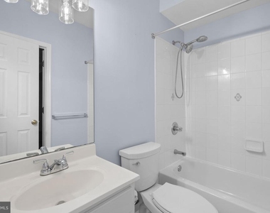 13111 Venetian Road - Photo Thumbnail 48