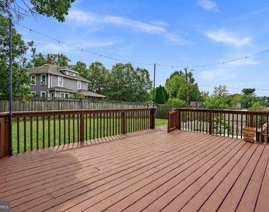 13111 Venetian Road - Photo Thumbnail 56
