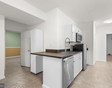 13111 Venetian Road - Photo Thumbnail 45