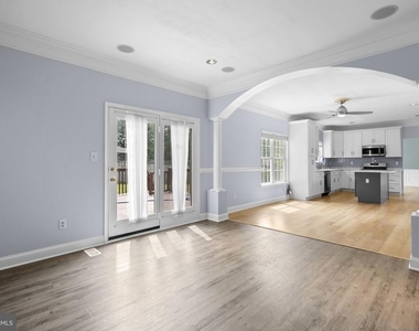 13111 Venetian Road - Photo Thumbnail 16