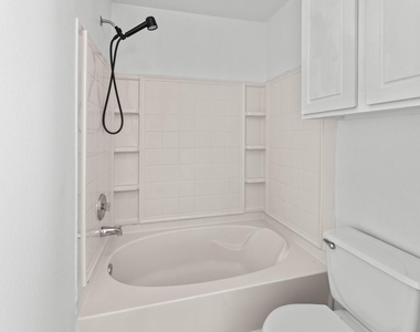 722 Lavaca Loop - Photo Thumbnail 19