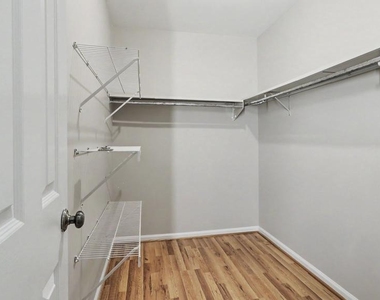 11402 Flints Grove Lane - Photo Thumbnail 32