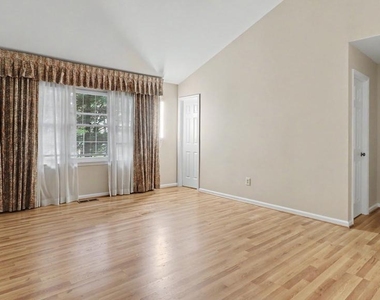 11402 Flints Grove Lane - Photo Thumbnail 30