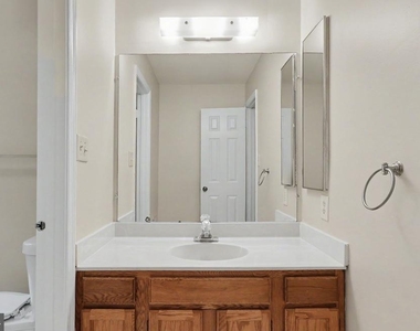 11402 Flints Grove Lane - Photo Thumbnail 58