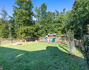 7727 Laytonia Drive - Photo Thumbnail 33