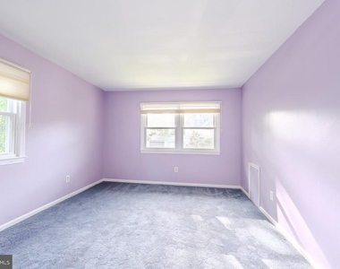 7727 Laytonia Drive - Photo Thumbnail 23