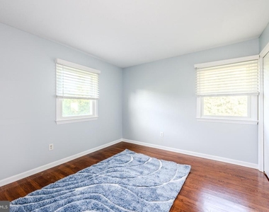 7727 Laytonia Drive - Photo Thumbnail 20