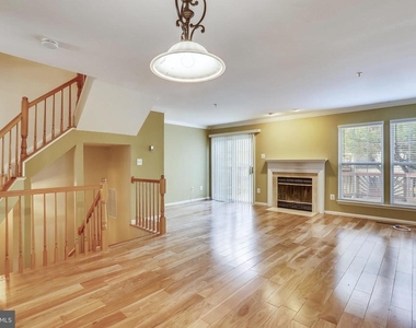 20606 Duck Pond Place - Photo Thumbnail 16