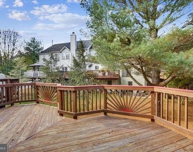 20606 Duck Pond Place - Photo Thumbnail 2