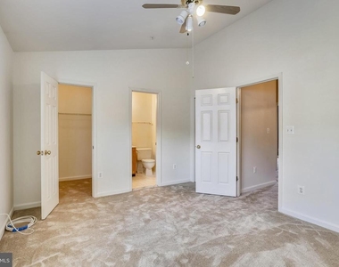 20606 Duck Pond Place - Photo Thumbnail 9