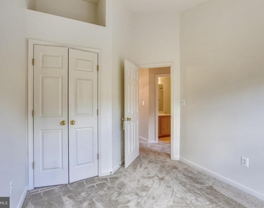 20606 Duck Pond Place - Photo Thumbnail 7