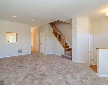 8459 Gold Sunset Way - Photo Thumbnail 8