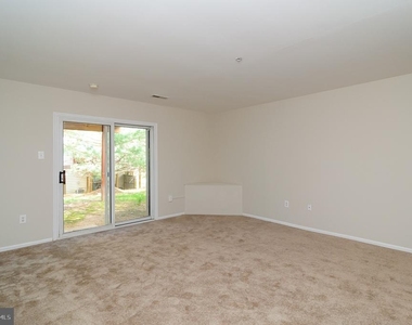 8459 Gold Sunset Way - Photo Thumbnail 15