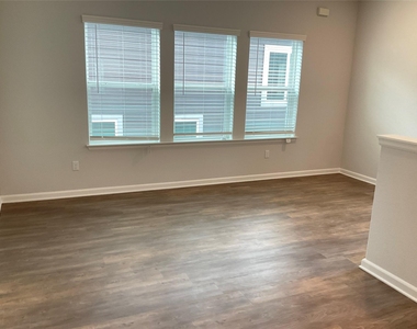 3000 Chisholm Trail Rd - Photo Thumbnail 17