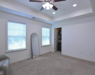 7019 Joann Khan Drive - Photo Thumbnail 25