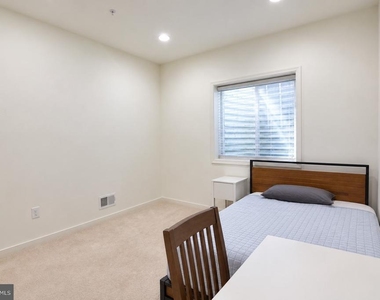 7019 Joann Khan Drive - Photo Thumbnail 33