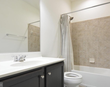 7019 Joann Khan Drive - Photo Thumbnail 34