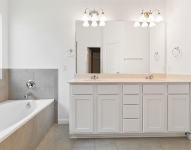 158 Coronella Dr - Photo Thumbnail 27