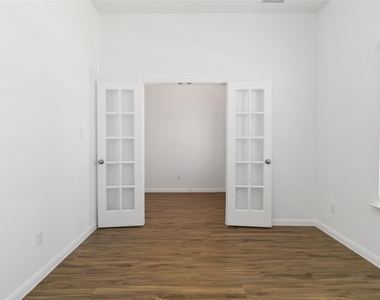 158 Coronella Dr - Photo Thumbnail 6