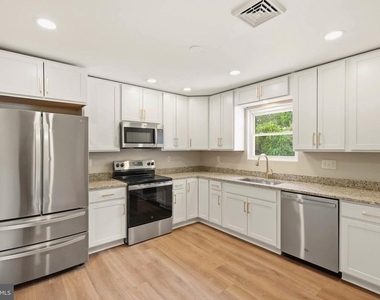 8643 Ridge Road - Photo Thumbnail 12