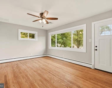 8643 Ridge Road - Photo Thumbnail 5