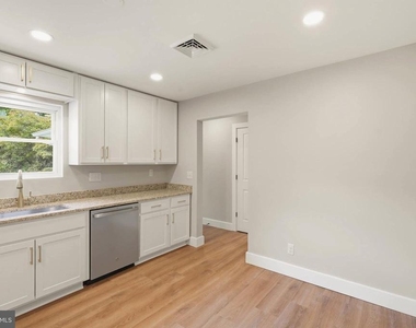 8643 Ridge Road - Photo Thumbnail 14