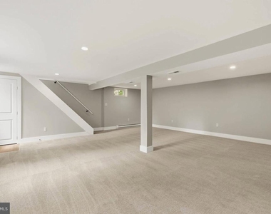 8643 Ridge Road - Photo Thumbnail 26