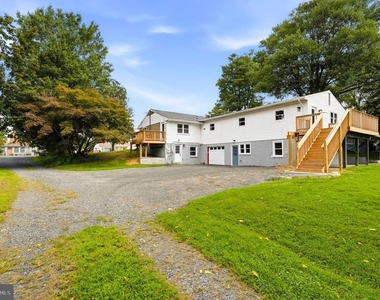 8643 Ridge Road - Photo Thumbnail 33