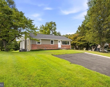 8643 Ridge Road - Photo Thumbnail 2