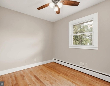 8643 Ridge Road - Photo Thumbnail 22