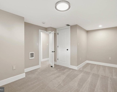 8643 Ridge Road - Photo Thumbnail 29