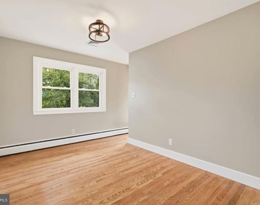 8643 Ridge Road - Photo Thumbnail 8