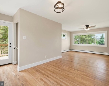 8643 Ridge Road - Photo Thumbnail 9