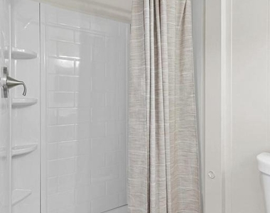 707 N Hickory Avenue - Photo Thumbnail 18