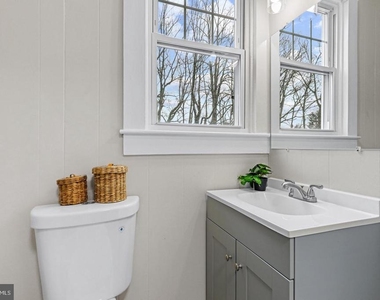 707 N Hickory Avenue - Photo Thumbnail 16