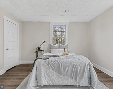 707 N Hickory Avenue - Photo Thumbnail 19