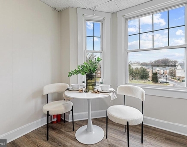 707 N Hickory Avenue - Photo Thumbnail 13
